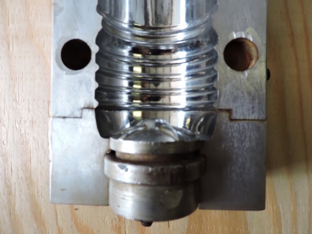 PET water bottle blow molds #002 photo 3