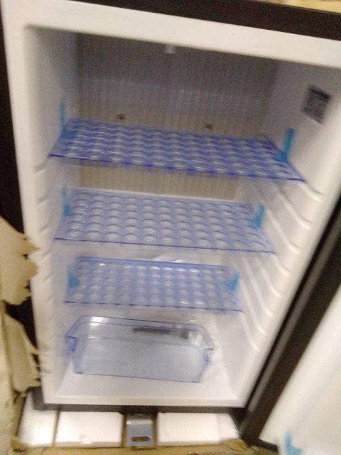 SMAD 1.7 cu.ft Small Fridge photo 5